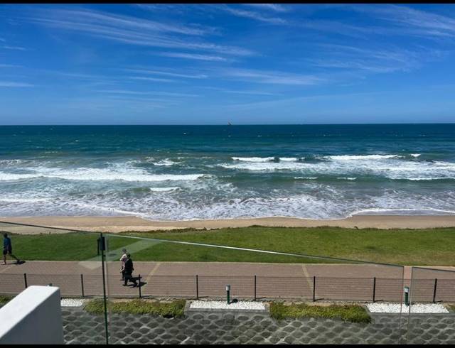 2 BEDROOM APARTMENT FOR SALE IN HARTENBOS CENTRAL